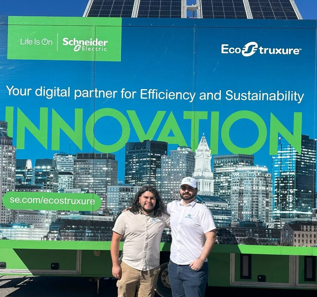 Progresíve engineers at the Schneider Electric innovation tour